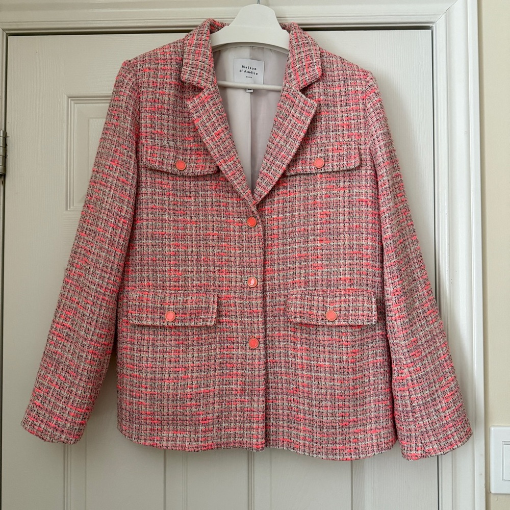 Elegant Pink Tweed Blazer
